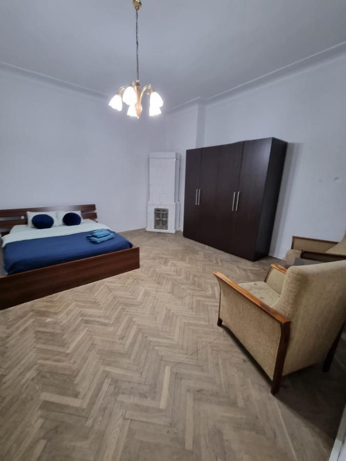 Nocleg W Centrum Czestochowy Nmp32 Częstochowa Buitenkant foto